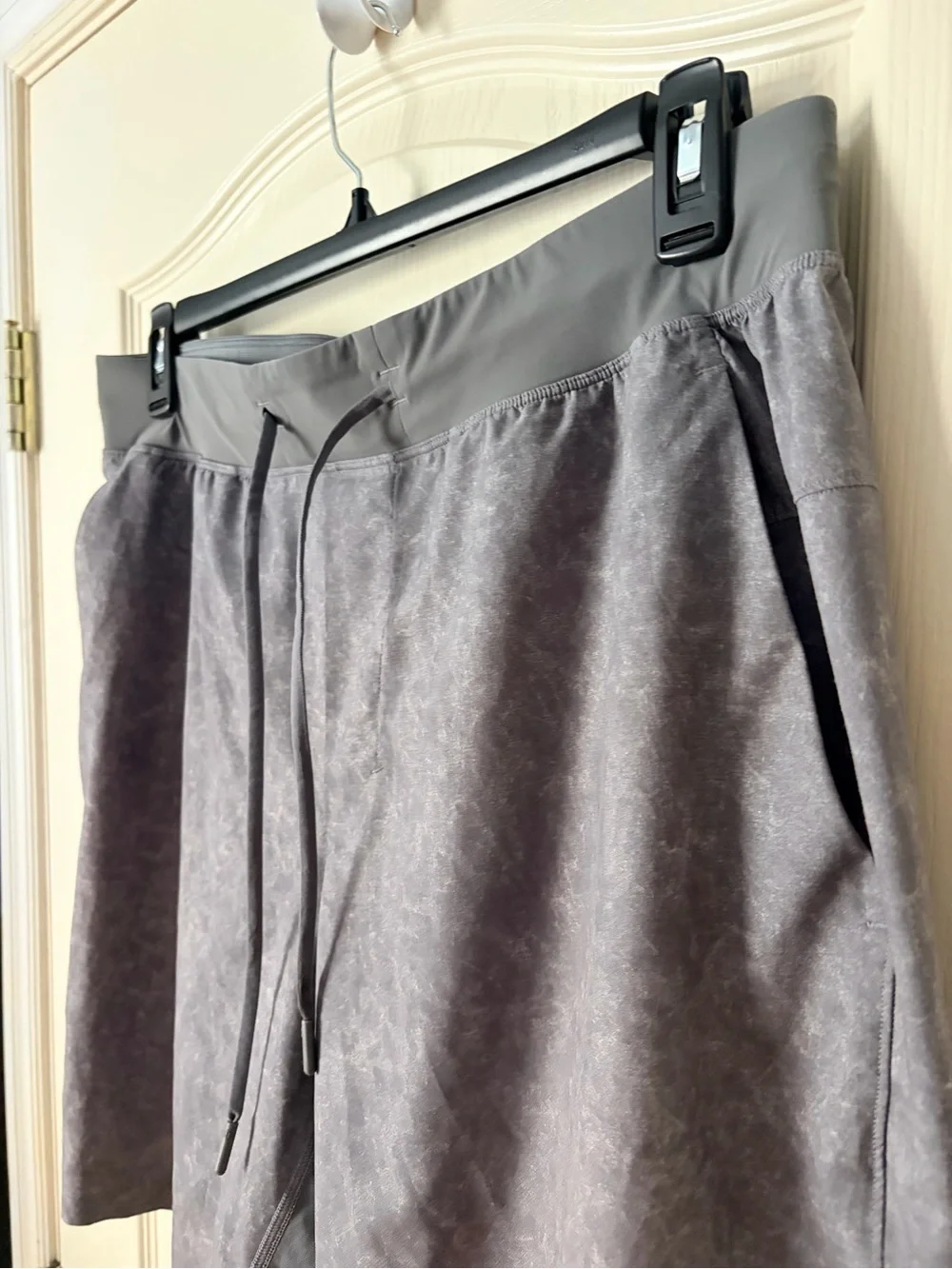Lululemon Men’s T.H.E. Short 9